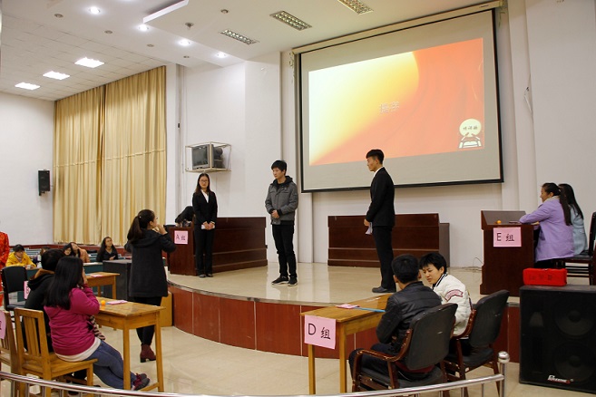 活动现场.jpg 活动现场.jpg